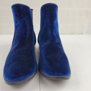 Aldo "blue suede boots" 1" block heel 7.5
